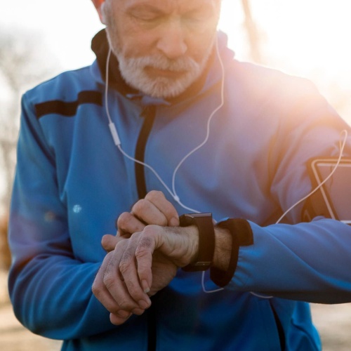 Montre GPS Senior - Suivi rythme cardiaque